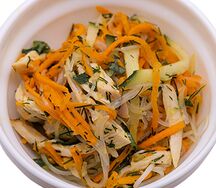 Салат Фунчоза с курицей