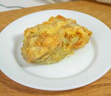Минтай жаренный в яйце