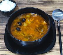 Солянка с копченостями