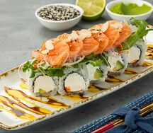 Татаки ролл с лососем