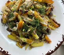 Домашний жареный картофель с грибами