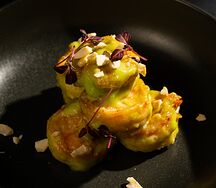 Креветки тигровые в соусе васаби