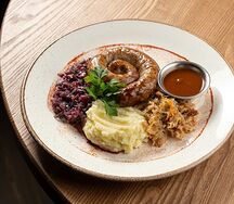 Колбаски из мраморной говядины