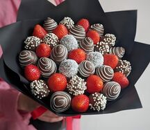 Клубничный букет Джульетта L