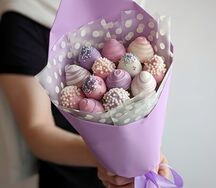 Клубничный букет Лилу