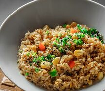 Жареный рис с яйцом