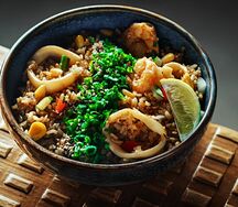 Рис с морепродуктами