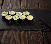 Маки Авокадо