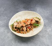 Гохан курица и креветки
