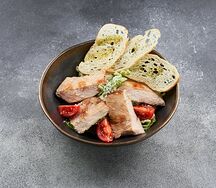 Цезарь с курицей