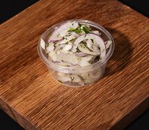 Лук с зеленью