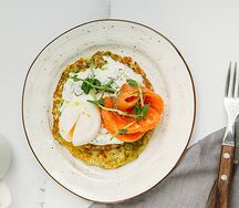 Оладьи из цукини с лососем