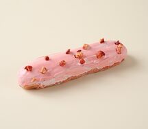 Эклер клубника со сливками