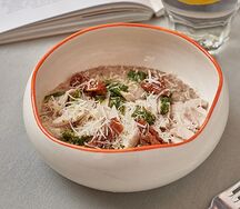 Греча с цыпленком и вяленным томатами 