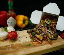 Соба со свининой в кисло-сладком соусе макси