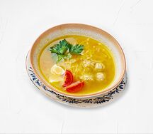 Куриный суп с фрикадельками и домашней лапшой