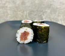 Хосомаки с тунцом