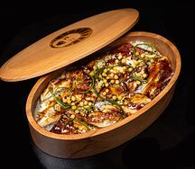 Рис Унадон с угрём