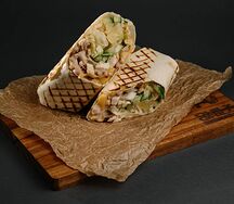 GRILL ROLL Гавайский с говядиной