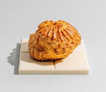 Профи с вареной сгущенкой из кондитерской Flan