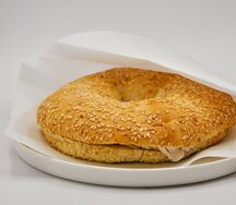 Бейгл с курицей