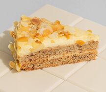 Миндальный пирог из кондитерской Flan