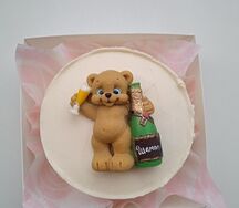  Бенто-торт Мишка с шампанским