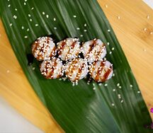 Ролл с угрем