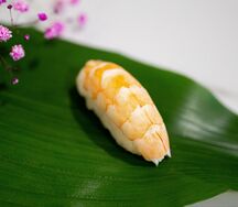 Суши с креветкой