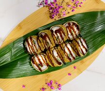 Жареный с курицей и креветкой