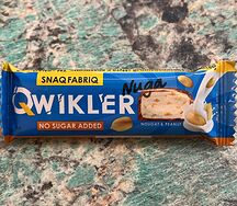 Батончик Qwikler Нуга с арахисом