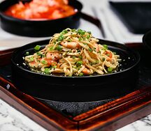 Удон с креветками