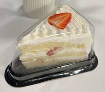 Strawberry sponge cake