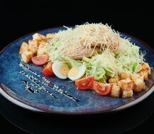 Цезарь с курицей