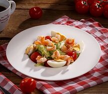 Салат Цезарь с креветками