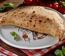 Кальцоне Маргарита 