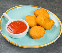 Наггетсы с кетчупом