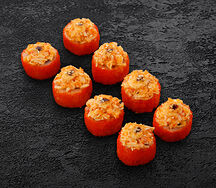 Ролл запеченный сливочный в икре с крабом и креветкой