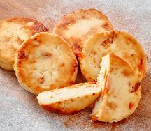 Творожники с курагой