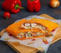 Шаурма с курицей в сырном лаваше