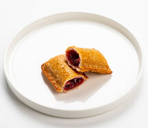 Пирожок с вишней