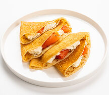 Блины с лососем и творожным сыром