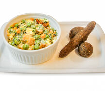 Панир с овощами в соусе бешамель