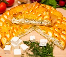 Пирог с брынзой и зеленью