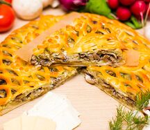 Пирог с шампиньонами