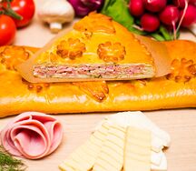Пирог с ветчиной и сыром