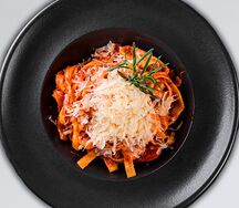 Паста с беконом и черри