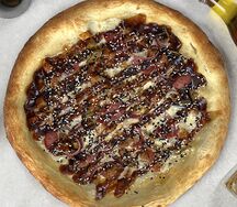 Пицца Мясная с соусом терияки