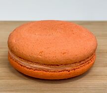 Макарон абрикос