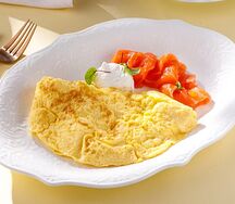 Омлет с лососем